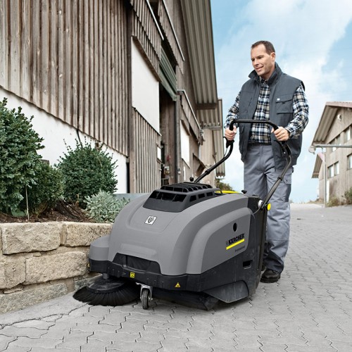 Подметальная машина Karcher KM 75/40 W G